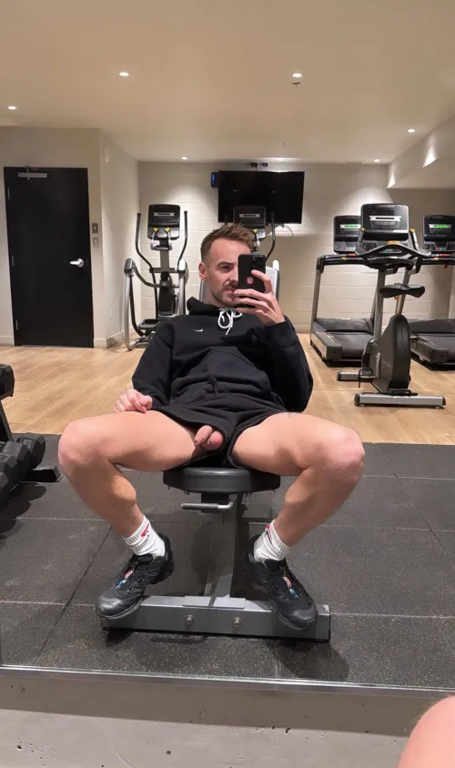 I need a gym buddy :(