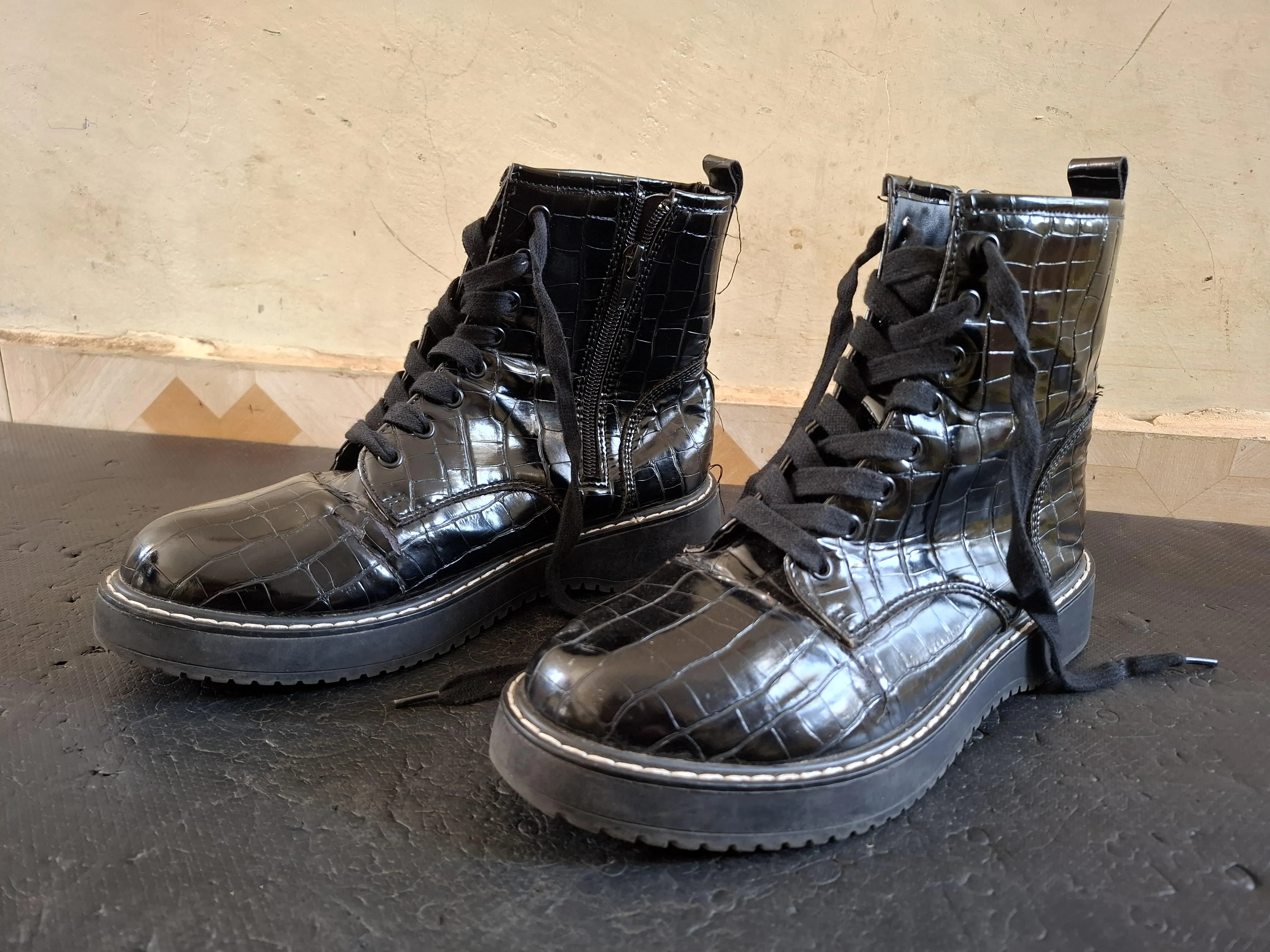 I'd wear this everyday!Stomping you maybe?