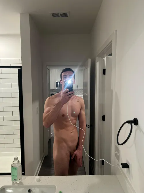 Looking for a real woman who can handle me