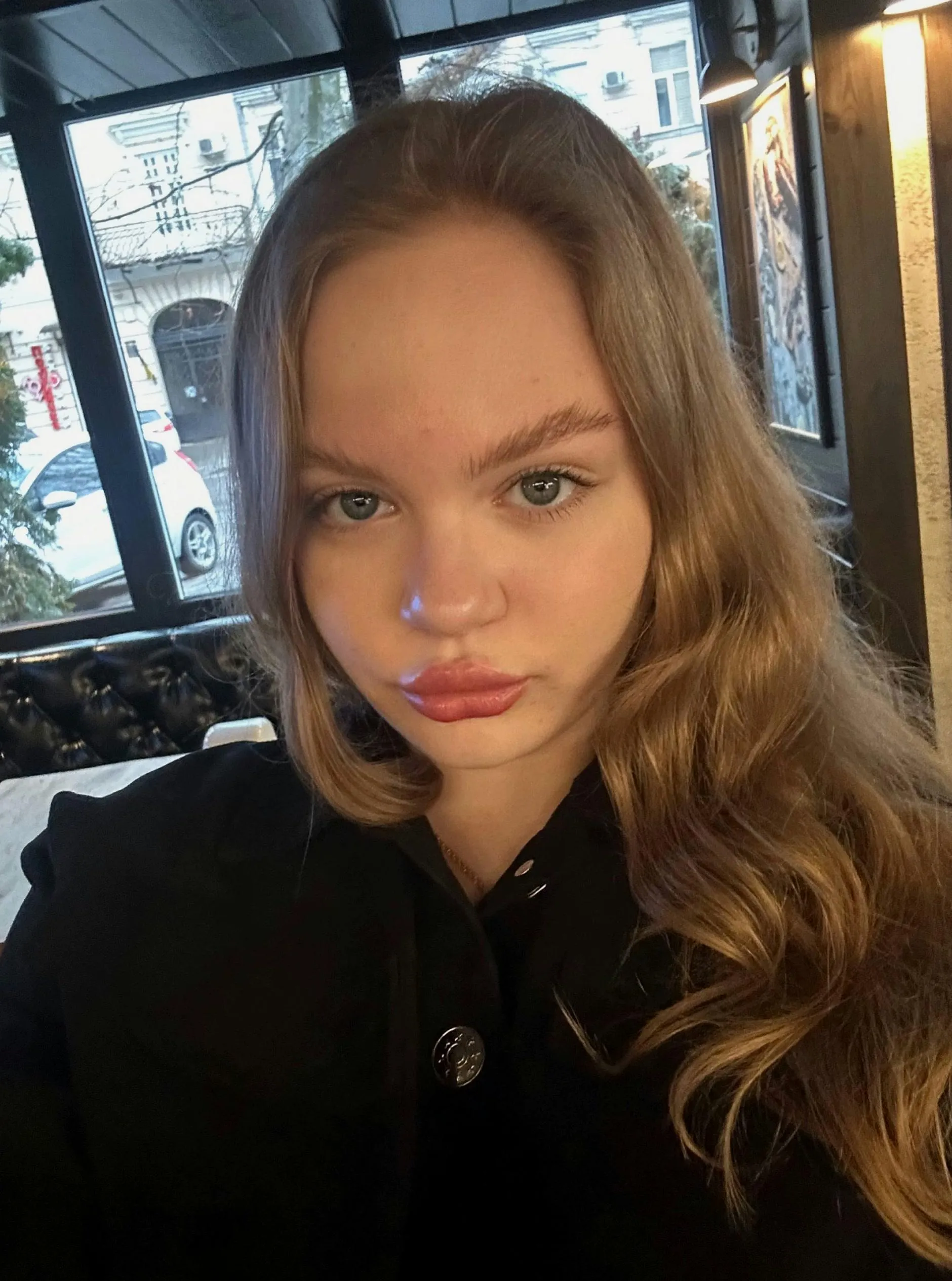 18F Would you actually date someone like me?