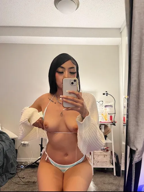 24 latina female doing out and in in Charlotte