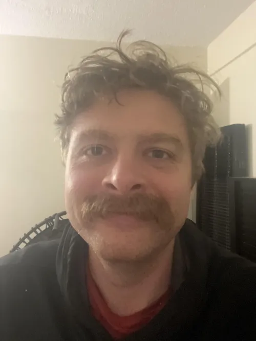 29 [m4f] #Phoenix - virgin looking for my first time getting pegged