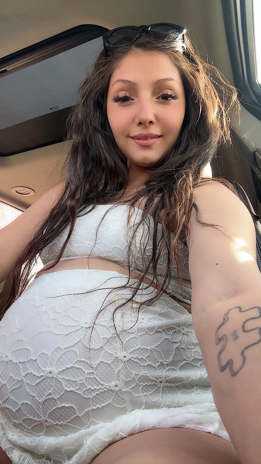 Beautiful big pregnant bump!