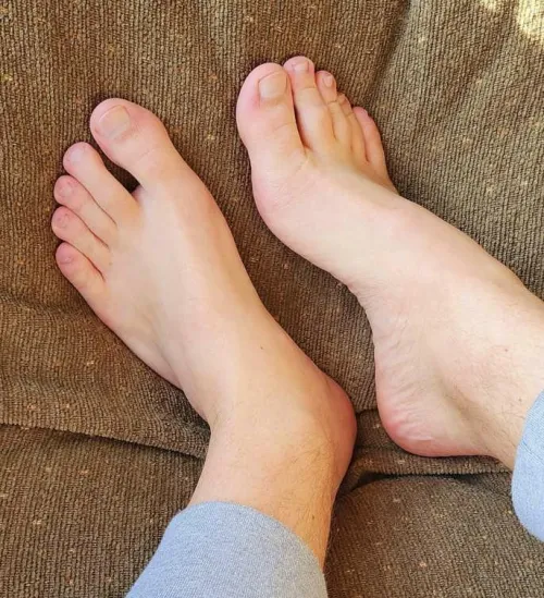 Do you like my toes?
