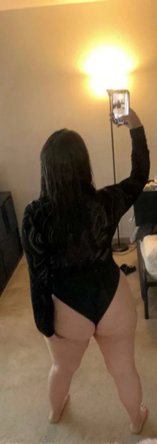 Do you like thick moms?