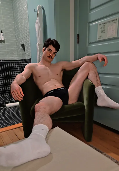 I usually wear black socks but I think I might like white more 🤔