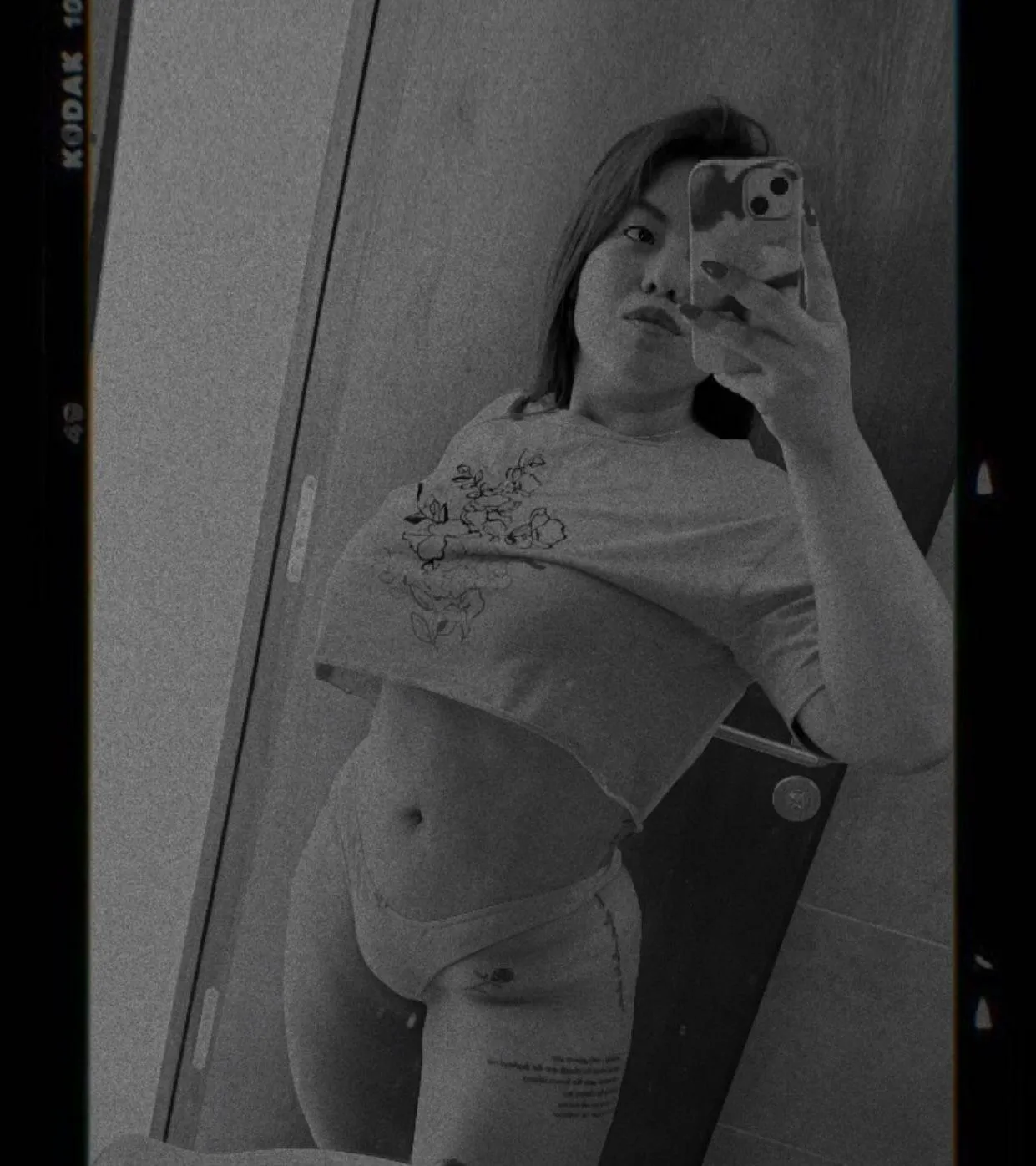 If we talk about addictions, my navel will be your obsession.