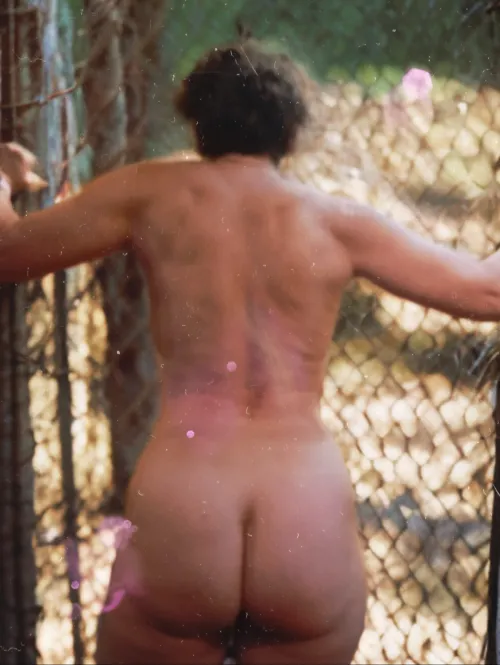 Imprisoned wife butt