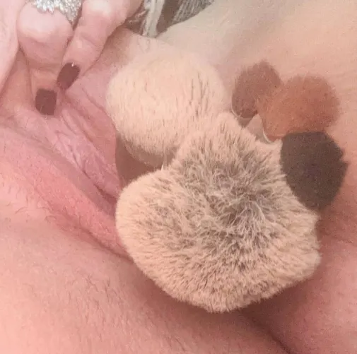 Makeup Brushes to the Rescue