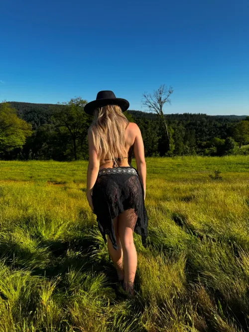 nothing like a good American girl