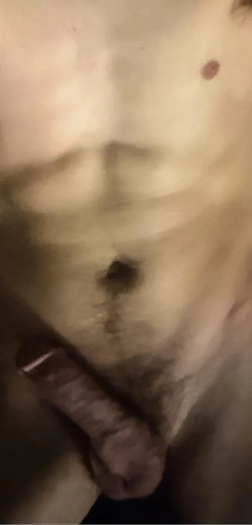 Says there’s one on this page.  Wanna chat? 34 skinny male