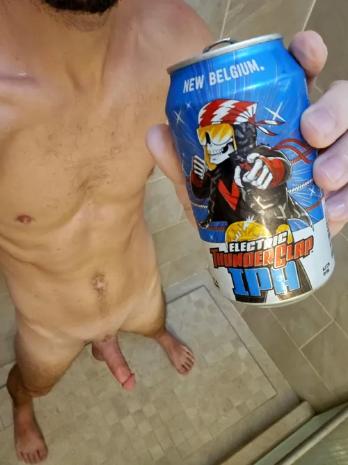 Thunder Clapping my way into this long weekend, cheers!