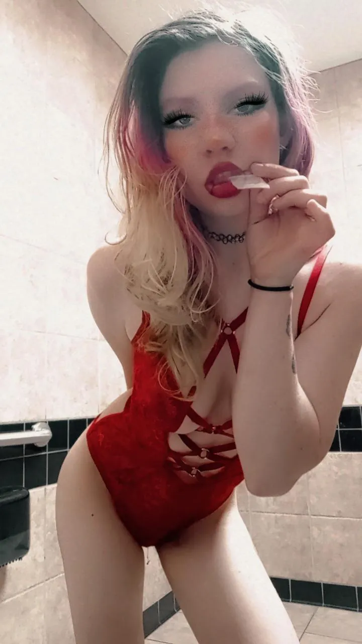 With the help of the owner from my job I finally got approved for an apt in April! I'm excited for this nightmare to be over. Sadly bags about empty just when I want to celebrate