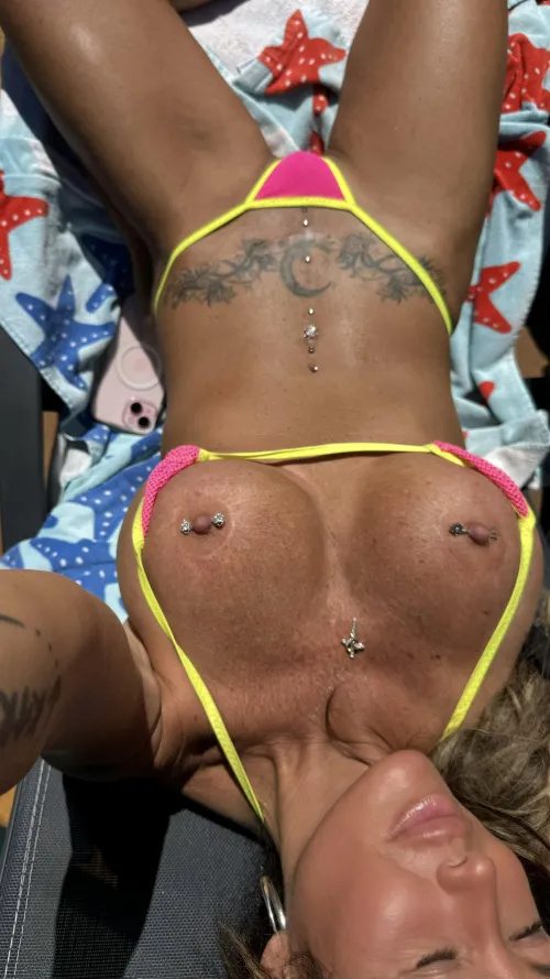 Would u wanna play with me by the pool?