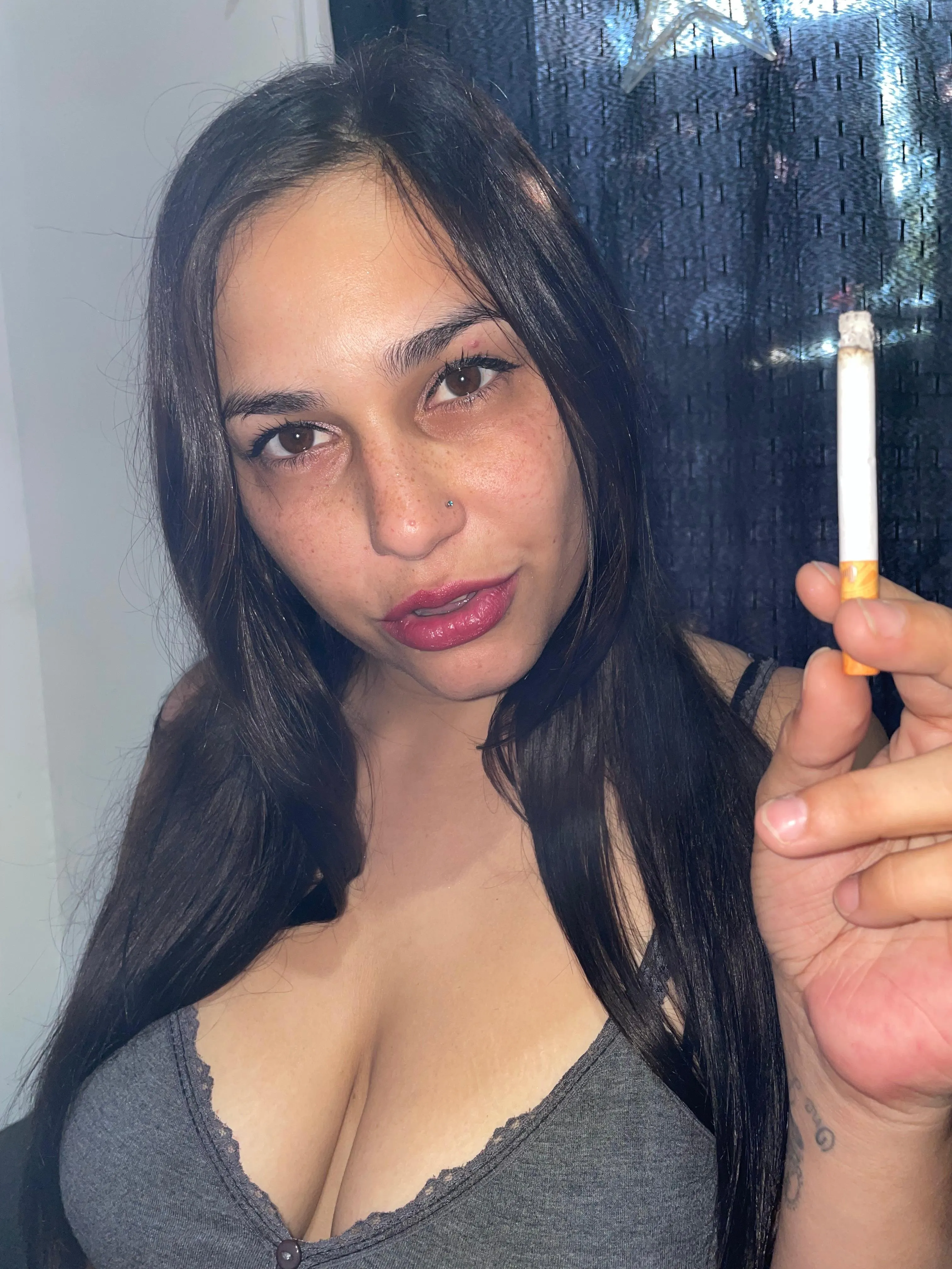 I want you to see me smoke today 🫦🚬💨