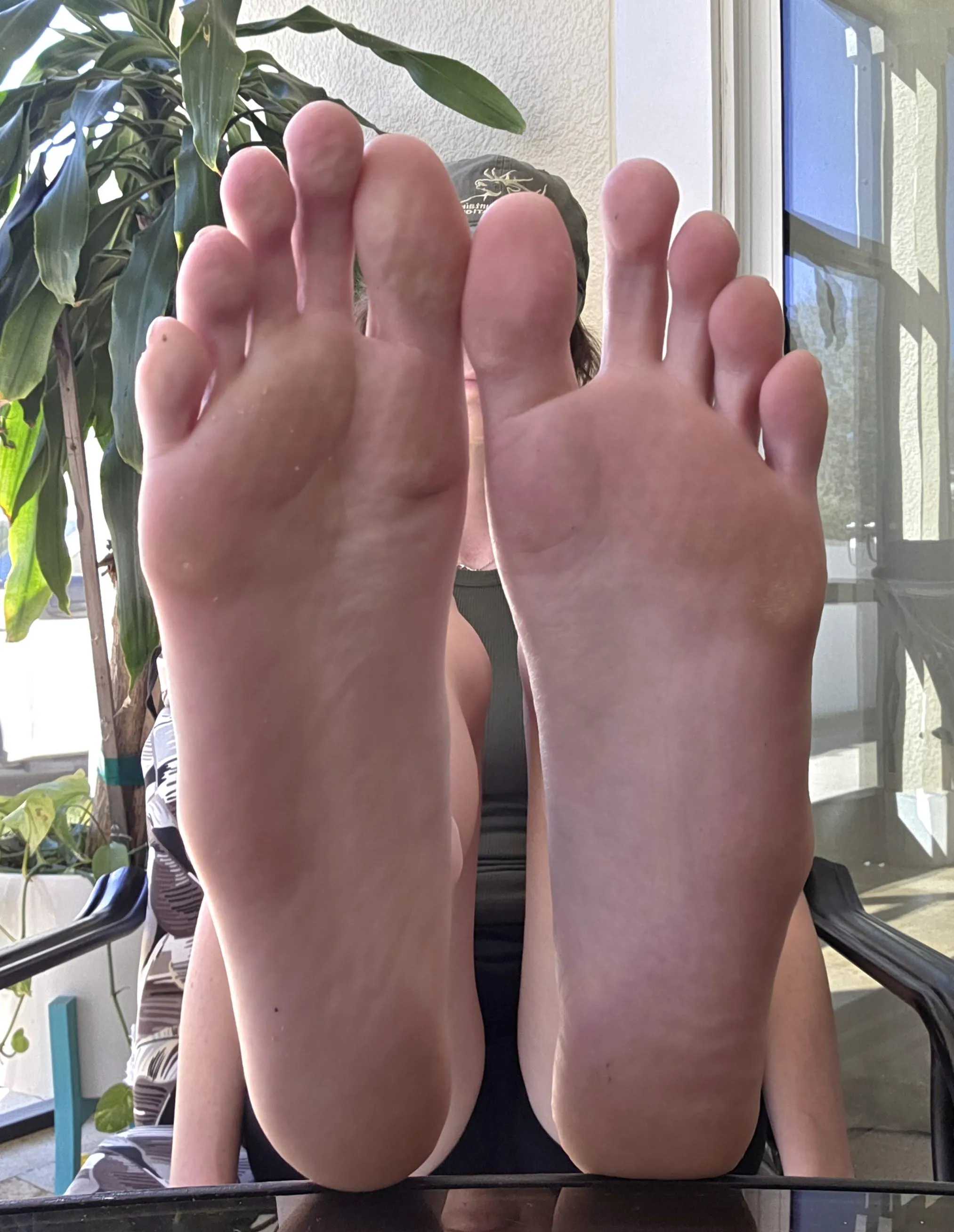 I'd love to prop my HUGE soles up for you. ✨️