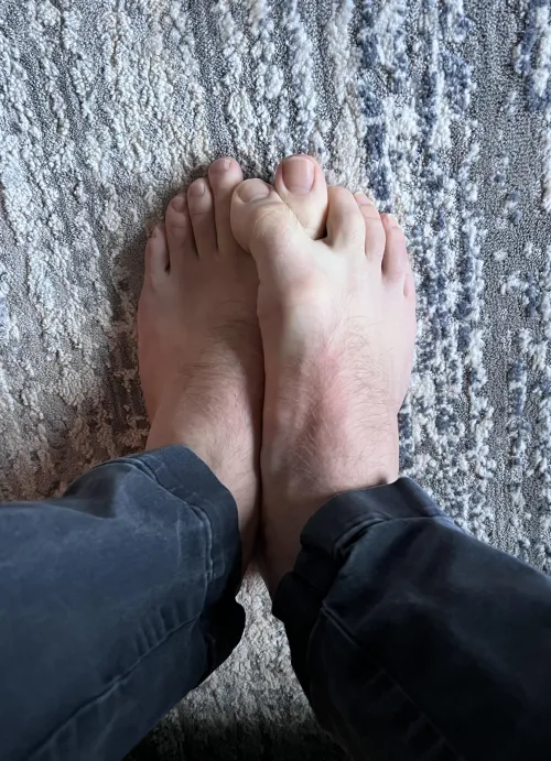 My feet cuddle when they are cold