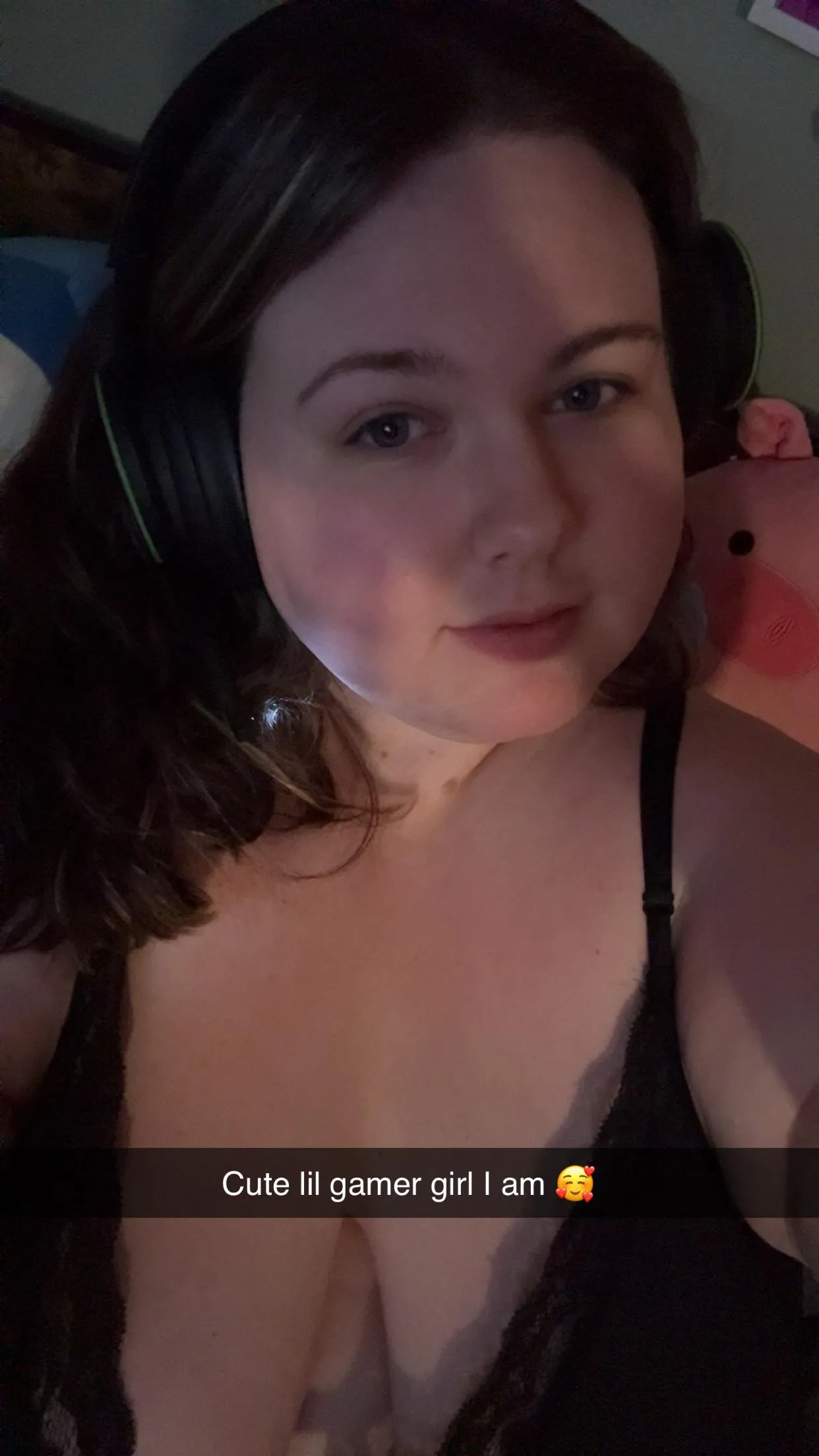 My platform is Xbox and I like to play Fortnite, Marvel Rivals, Minecraft and I have some experience in playing Halo infinite multiplayer. I’m 25 years old and from NY