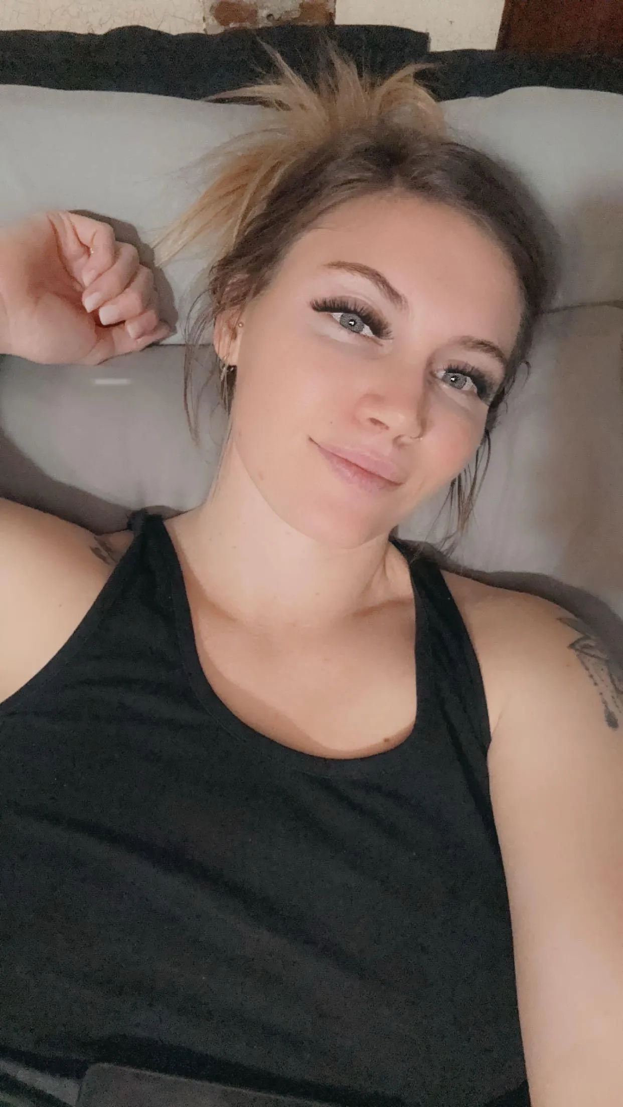 Sexy Chloe at your service