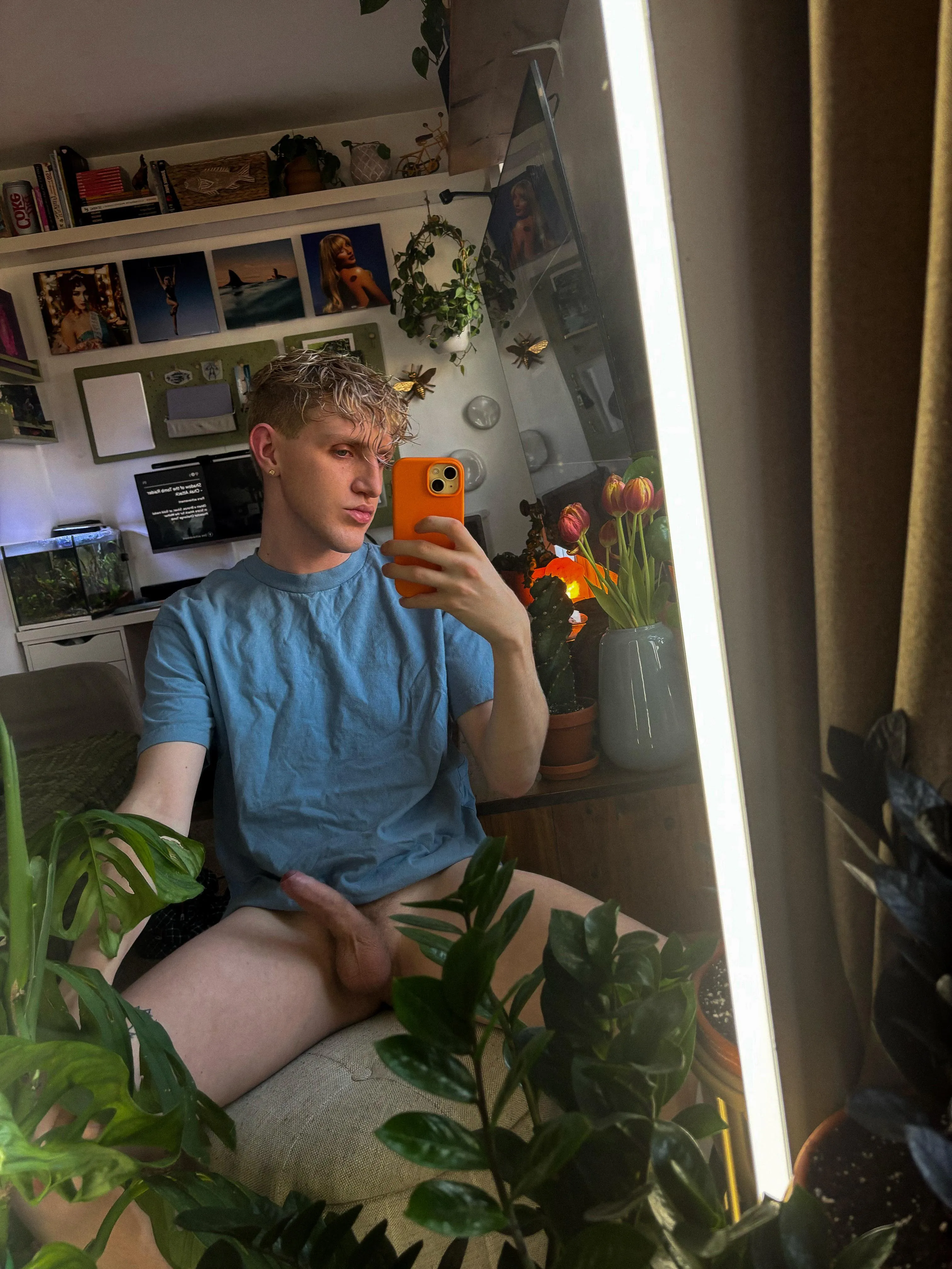 would you lick on my balls while I watch in the mirror ?🫶🏼🥺