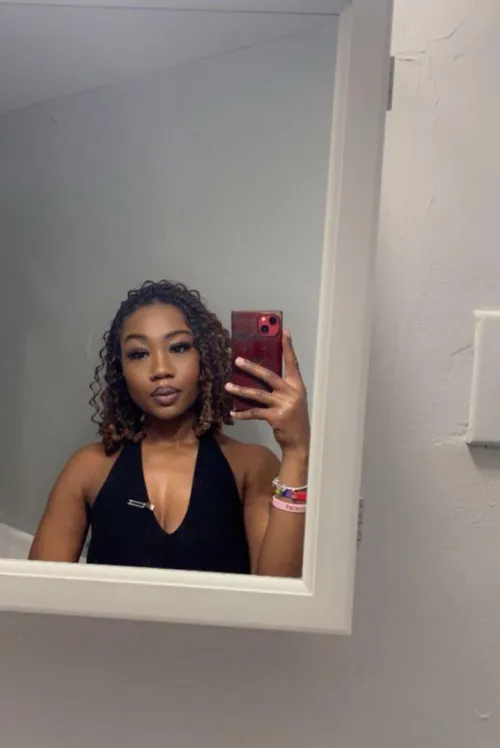 You try to look away, but your eyes stay glued. Your mind is caught. You’re already too far gone 🌀