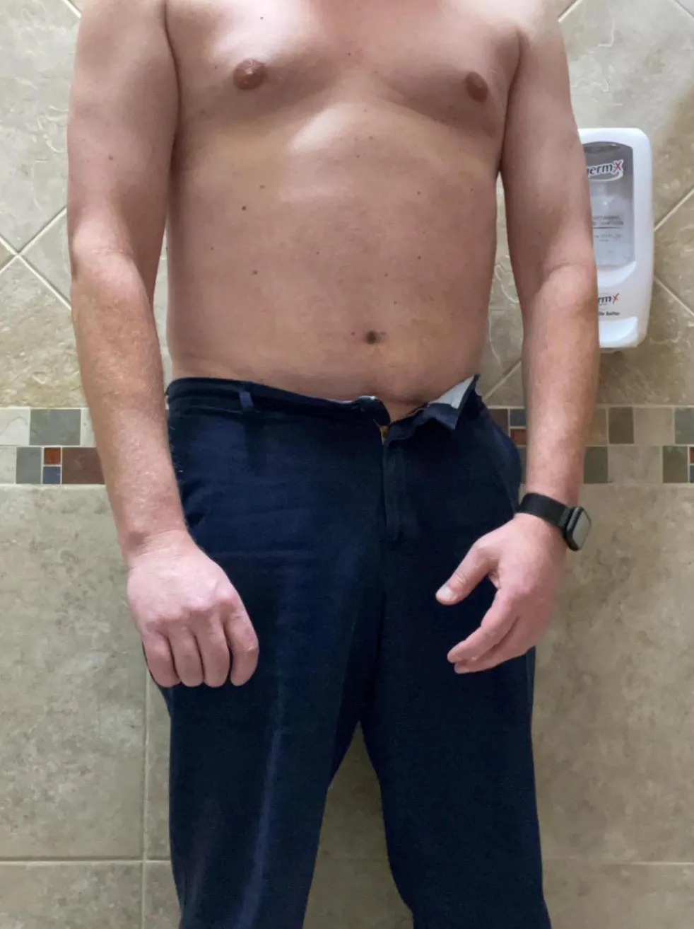 1/2 Nude DILF, 42 [M4F] Birmingham, 6’5 Real Man, Bonus karma if you can guess where the picture is taken.  Reach out ladies - I know how to please.