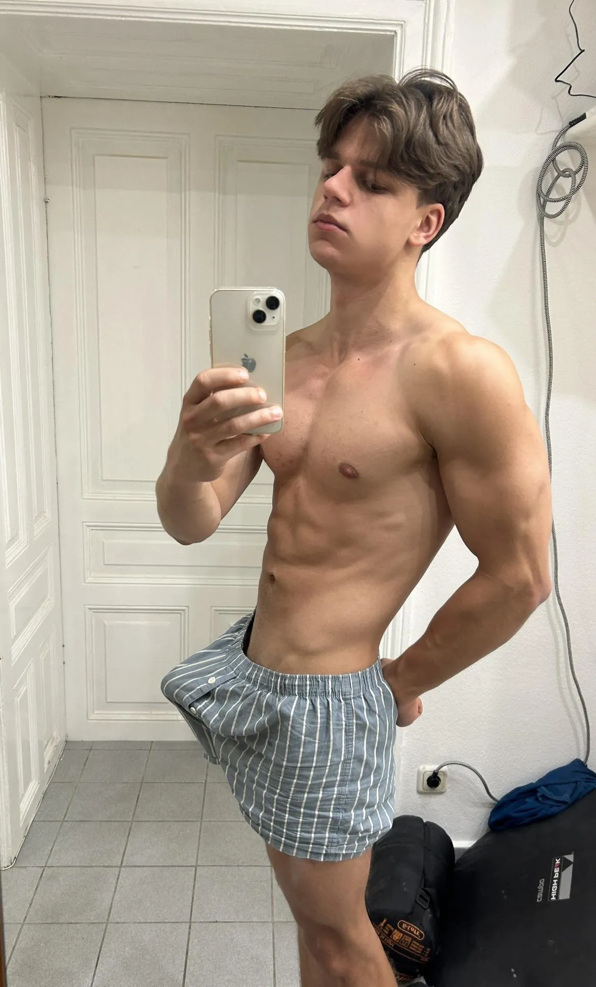 20m,would you suck me off?