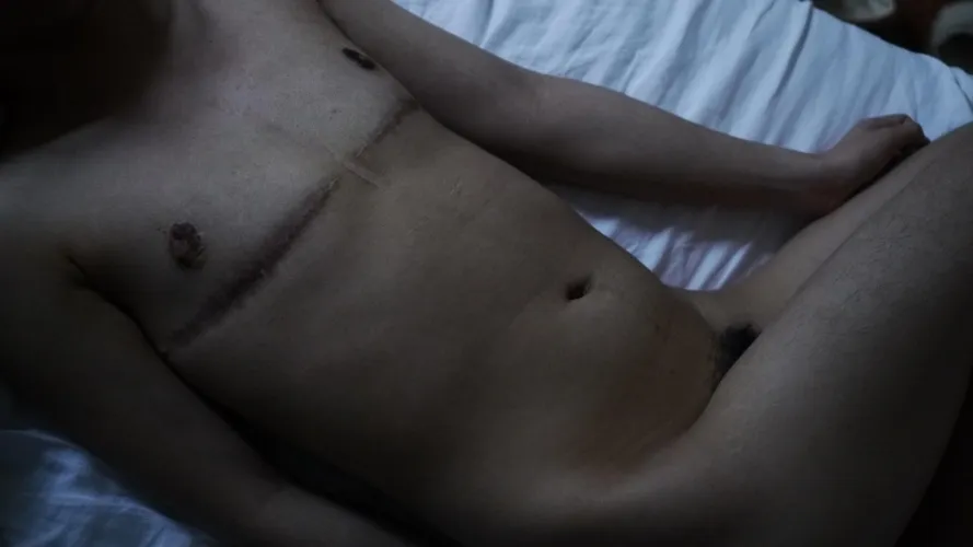 23 NB (transmasc/t-boi edition) in Brussels (can travel/can host sometimes)