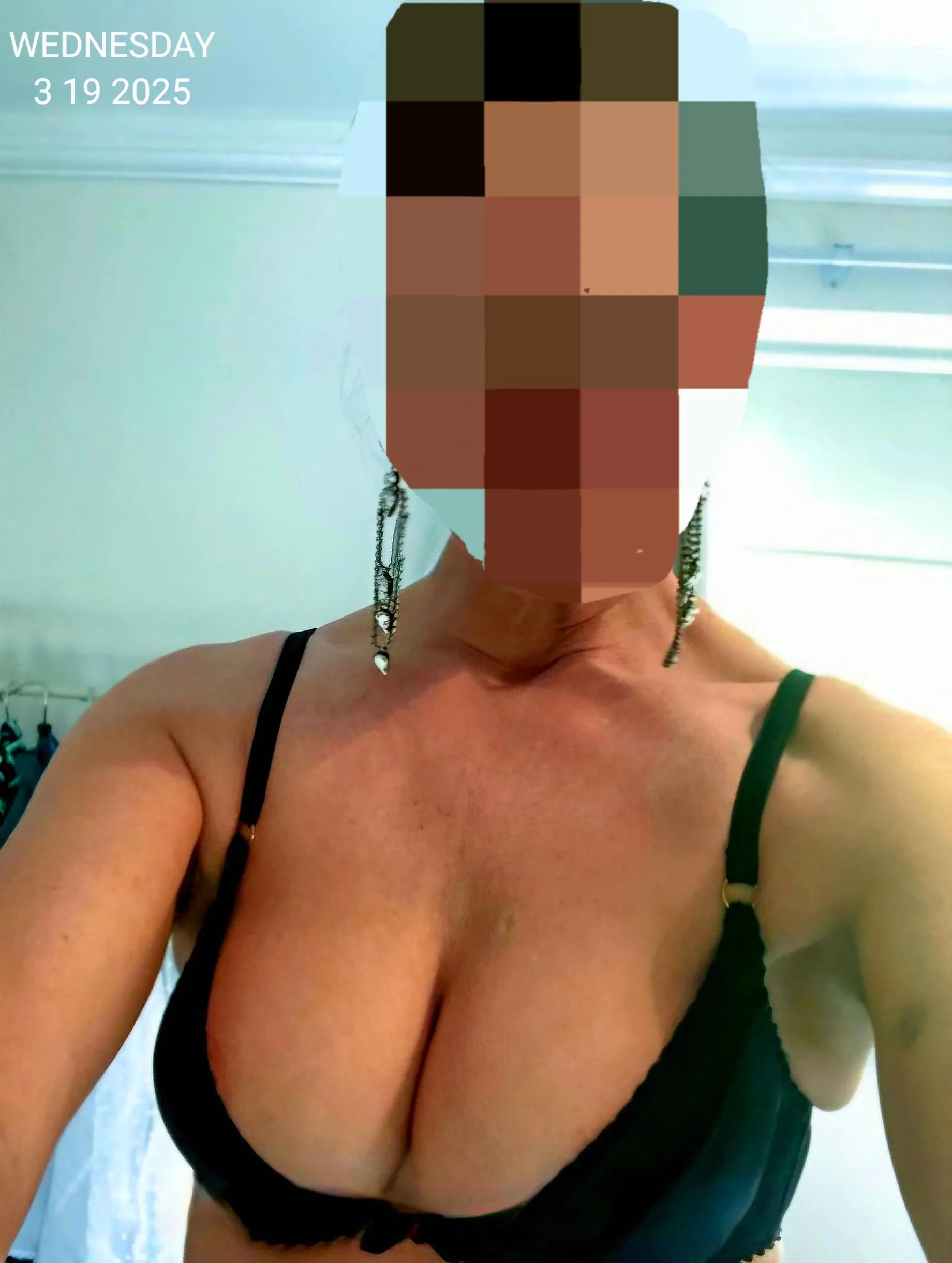 40F, Czech. Visiting Boston Area April 21-25