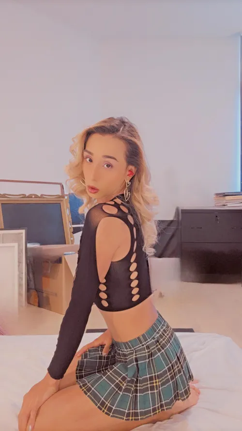 Casually taking new updated pics 📸