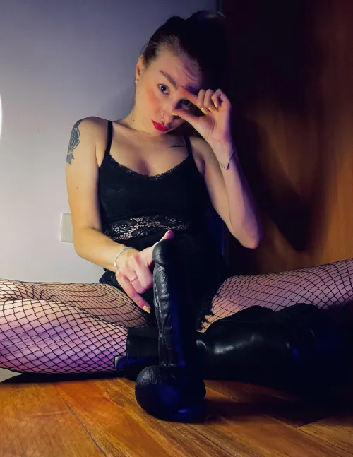 Haha, look at that little worm you have between your legs. It needs an urgent humiliation session.