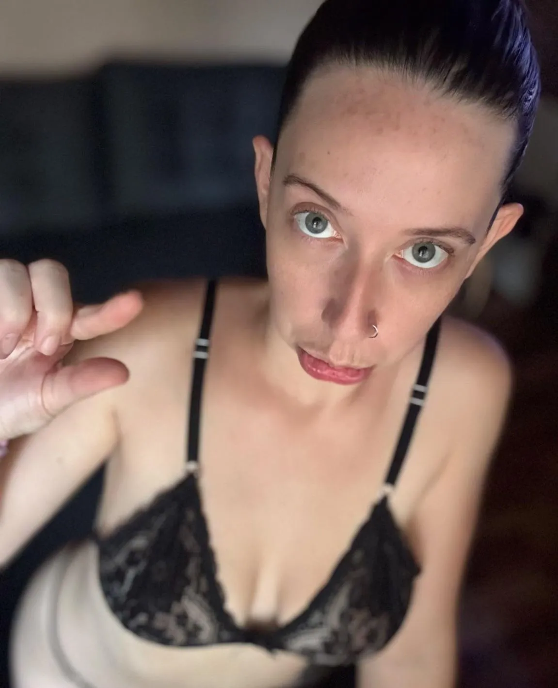 Hey loser, come and let mommy ruin you