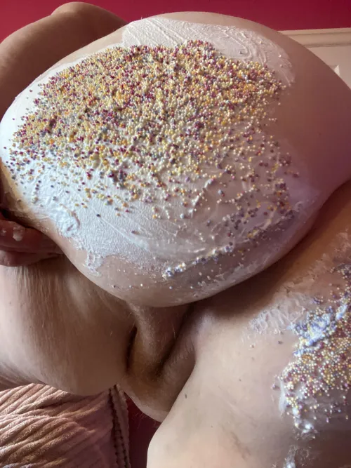 I got you some cake 😜