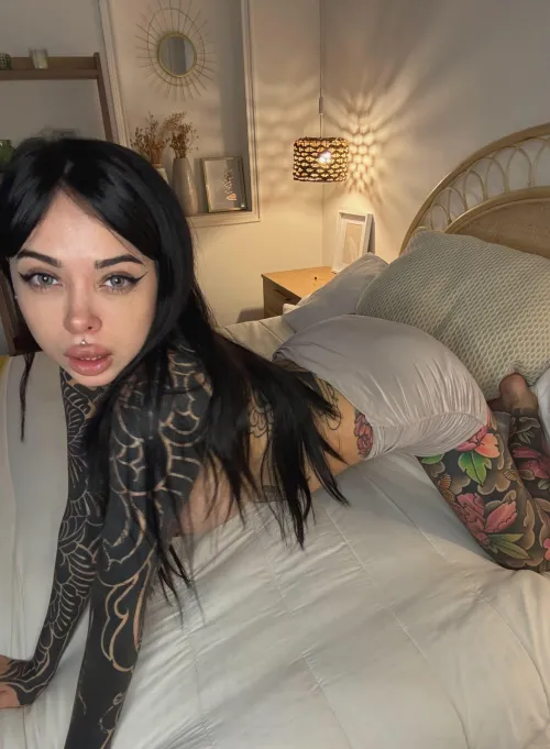 put your hands on my waist when you bang me from behind