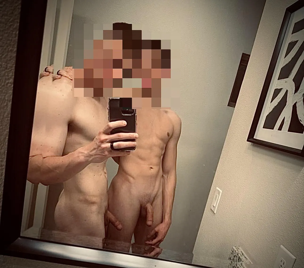 Younger Bi M/M couple visiting Nashville! Looking for fun