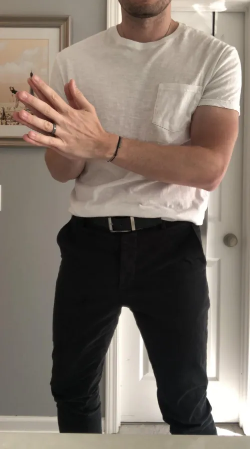 (34) Fill in the blank: seeing my hands makes you want to ———?