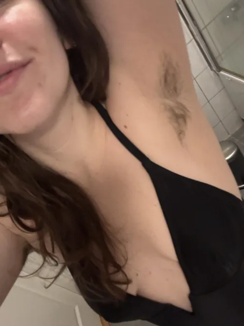 Get a little closer 😘