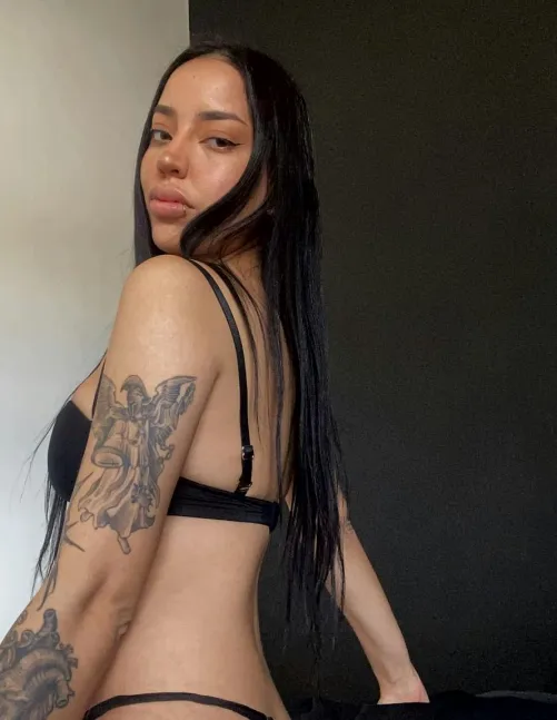 i want you to stretch me out and fill me so deep i feel you for days