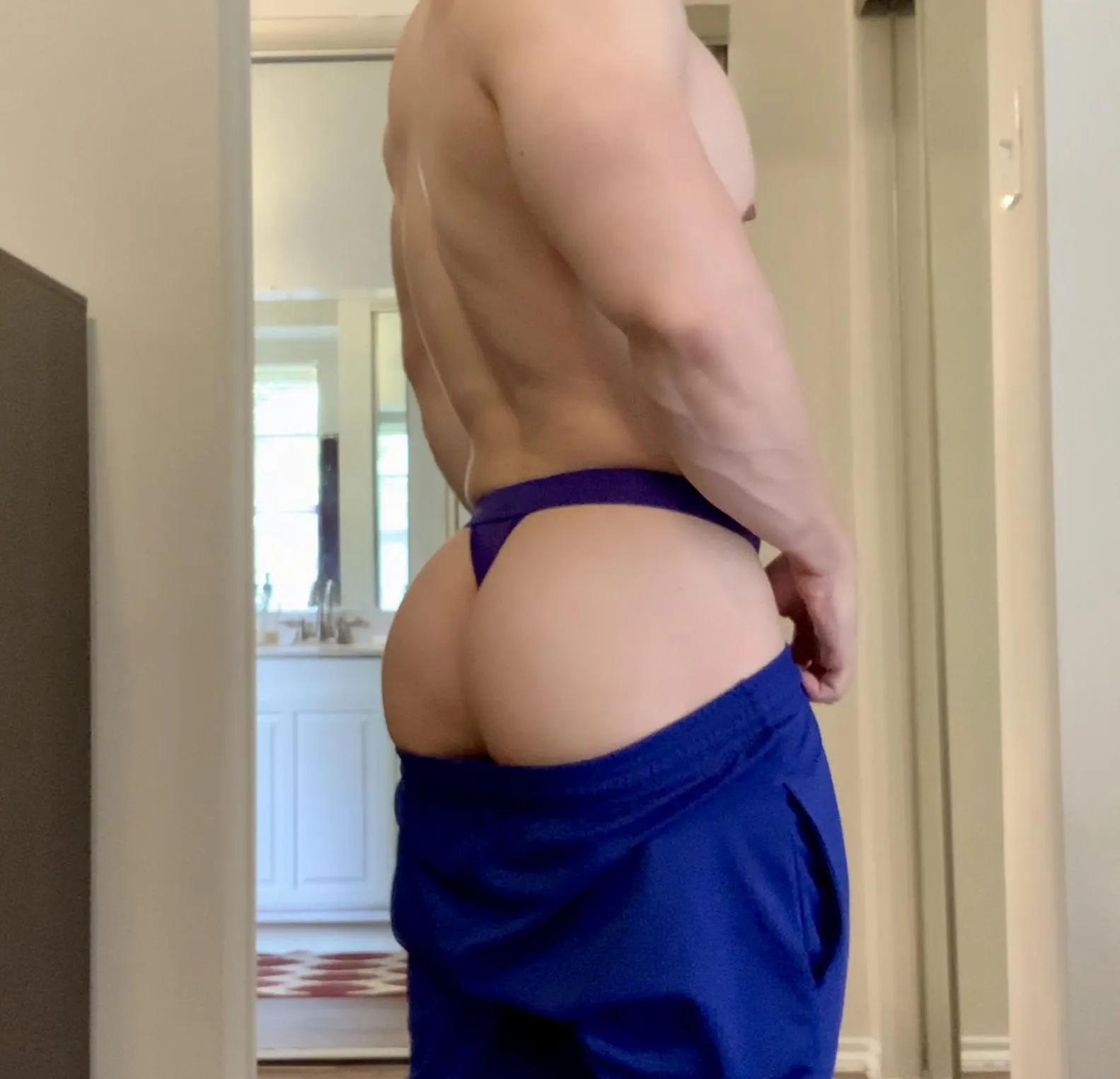 Love wearing matching thongs 🥰