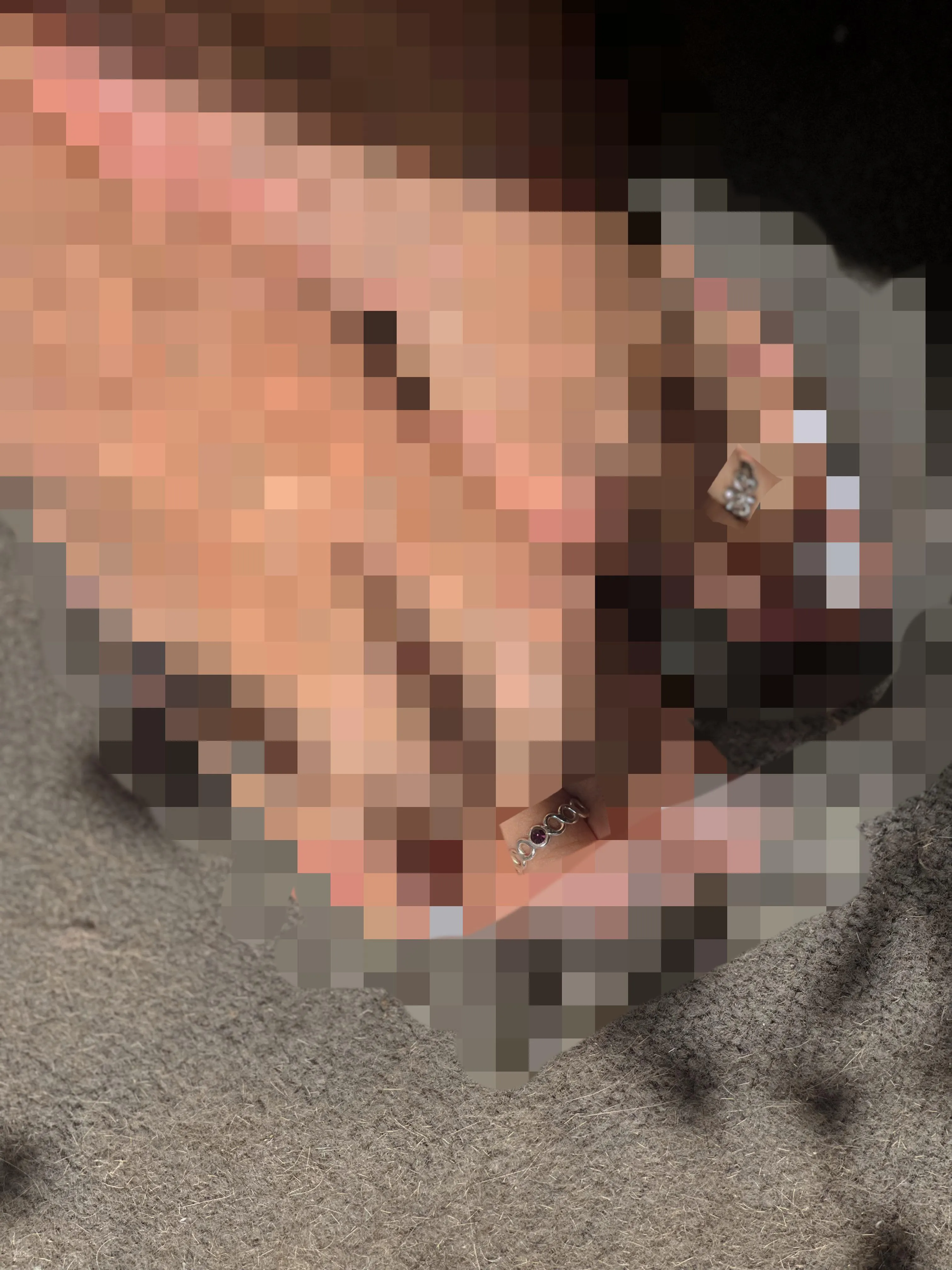 Make a glove out of cash before you touch my precious feet to remove my toe rings.