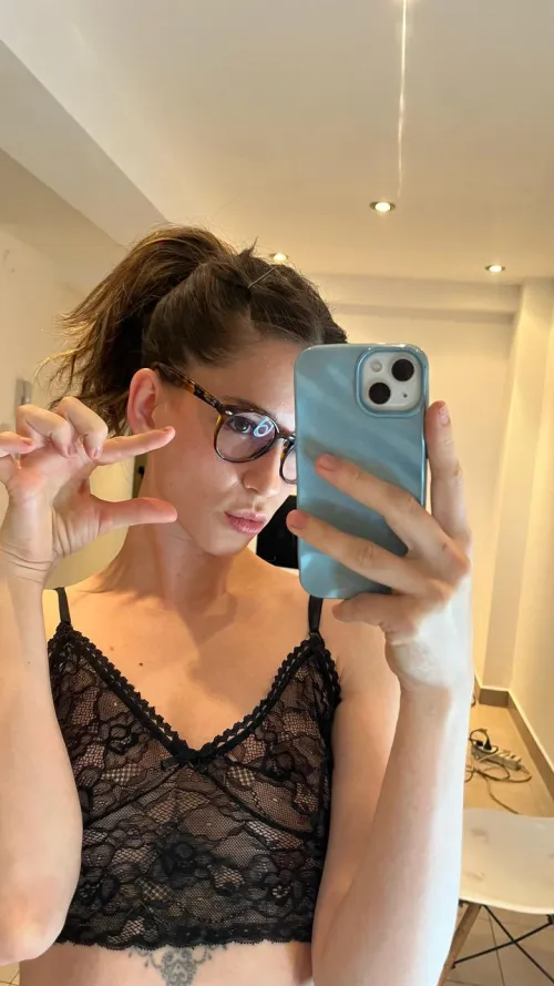 Mommy knows he's very small, just for today I'll let you show him to me.