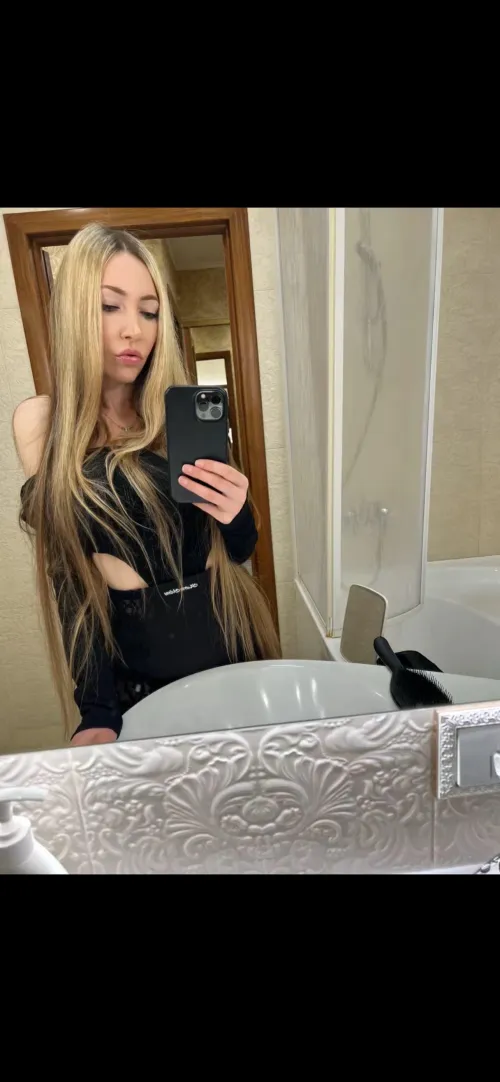 My new picture with a long hair