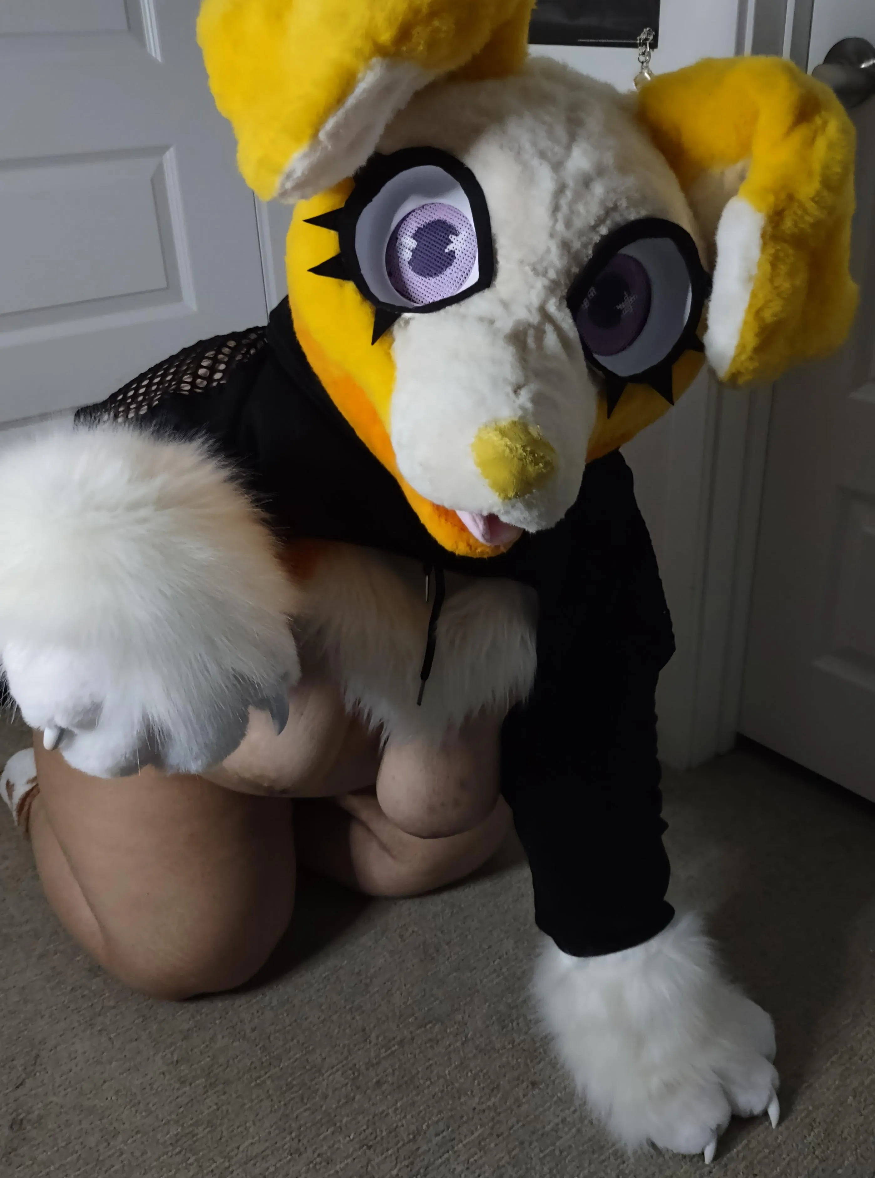 This puppy will throw you a bone- tits uncensored~! ;3