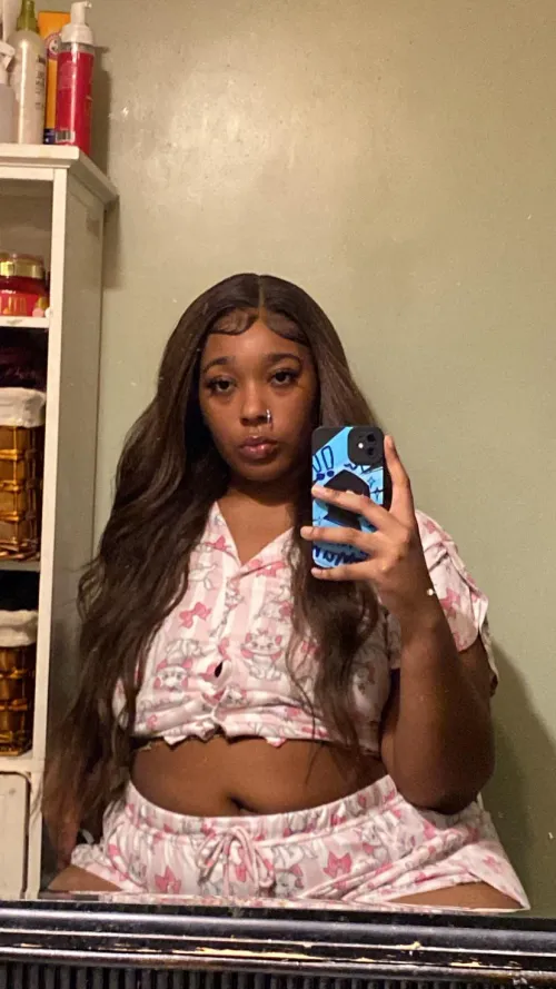 Your beautiful ebony goddes at your service