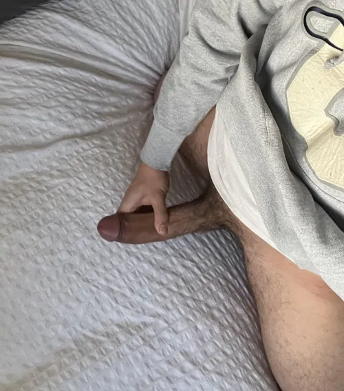 20, 22 cm, been leaking all morning