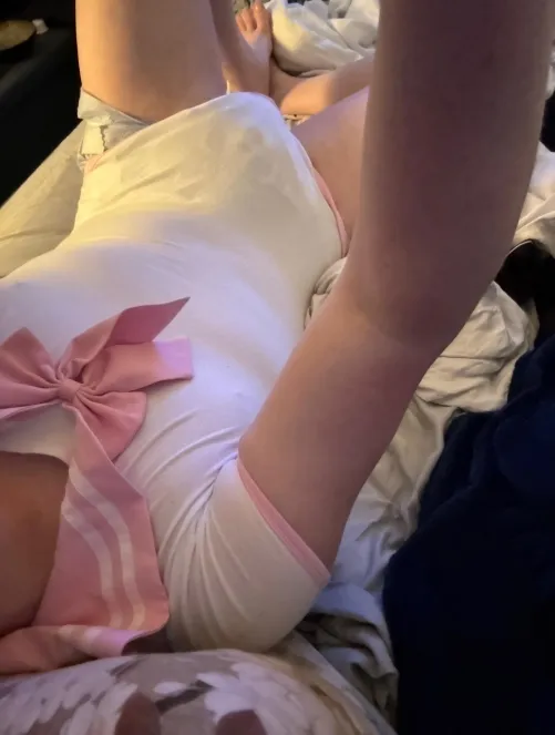 30m - looking for slim, twinky & bratty younger guy to DOM me, control me, keep me in diapers & build a long term dynamic. I’m into humiliation, findom, degradation, diapers. +++Scottish