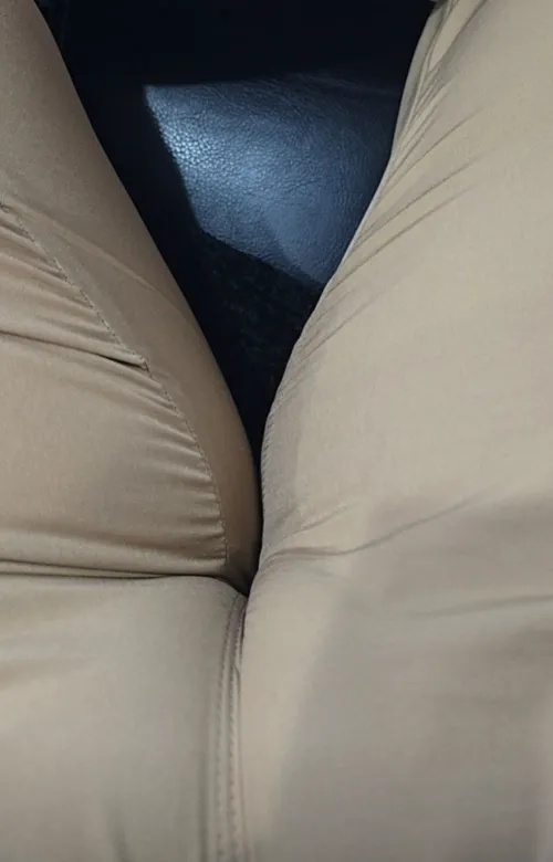 At work under desk view 😍