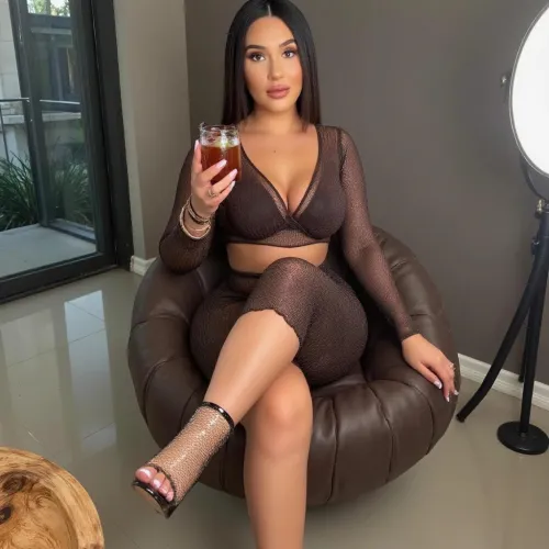 Do I make your panties wet sissy boy 👸🏻