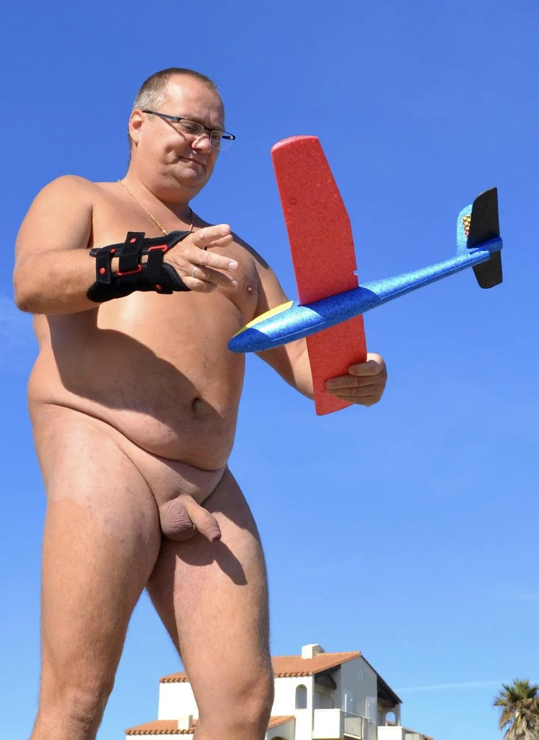 Do you think that naturism can be practiced everywhere, even in non-naturist places?