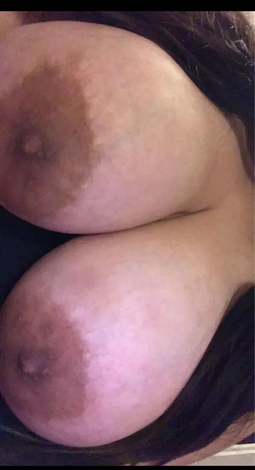 I need my titties sucked baddd